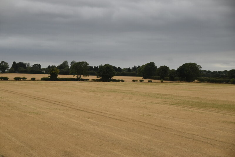 arable-land-n-chadwick-geograph-britain-and-ireland