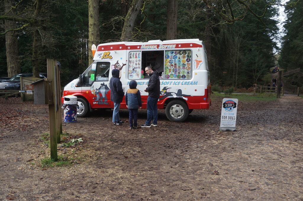 ice-cream-van-at-blackwater-car-park-ian-s-geograph-britain-and