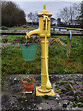S4639 : Water Pump by kevin higgins