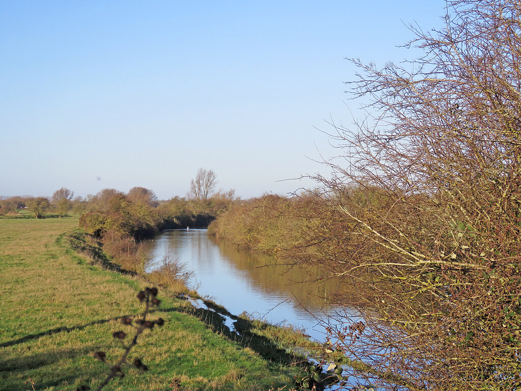 Upstream from Flat Bridge © John Sutton :: Geograph Britain and Ireland