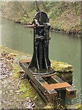 SS7799 : Lock gearing mechanism - Neath Canal by Alan Hughes