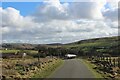 Tong Lane descending towards Britannia