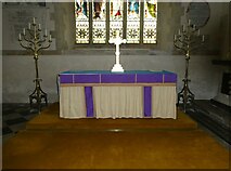 SU2771 : Holy Cross, Ramsbury: Lent altar by Basher Eyre