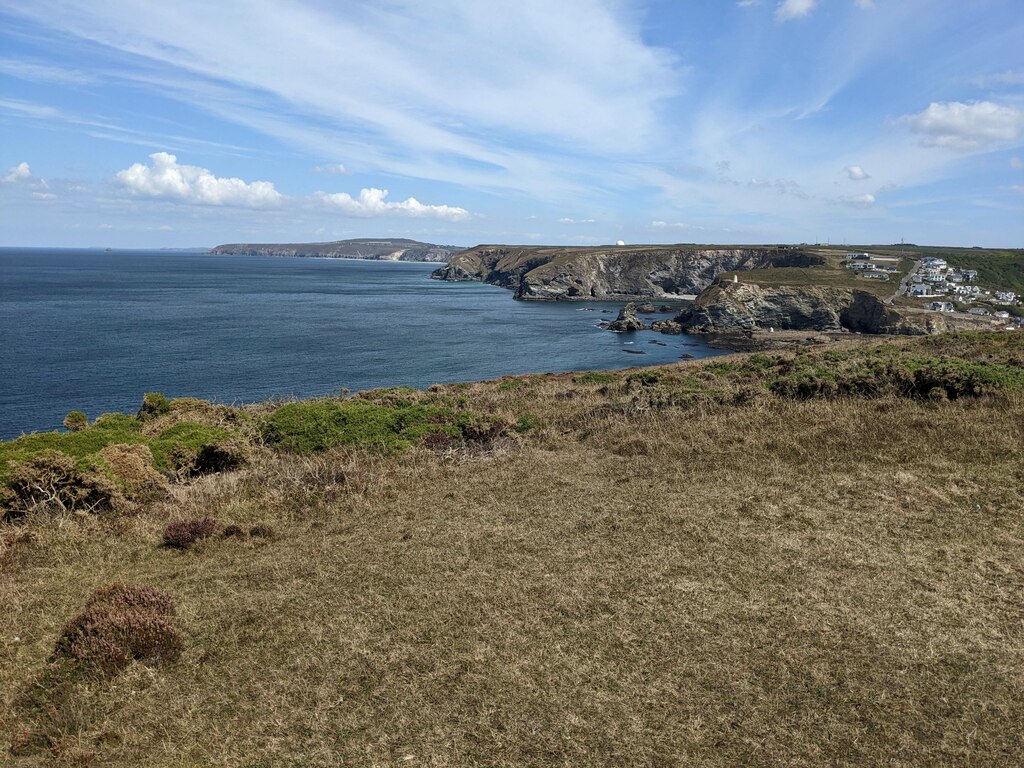 Looking north-east from Western Hill © David Medcalf :: Geograph ...