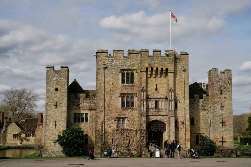 Hever Castle © Peter Trimming :: Geograph Britain and Ireland