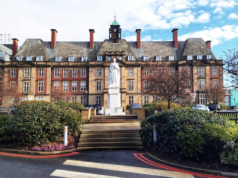 Peacock Hall, Royal Victoria Hospital © Andrew Curtis :: Geograph ...