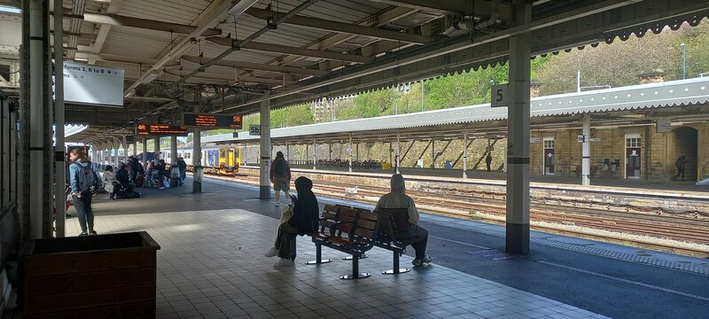 Sheffield Station © Mike Pennington :: Geograph Britain and Ireland