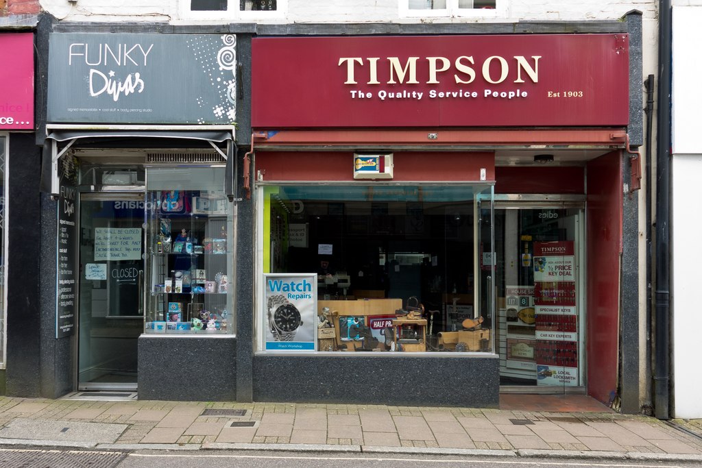 Timpson & Funky Divas, 19 &19A... © Roger A Smith :: Geograph Britain ...