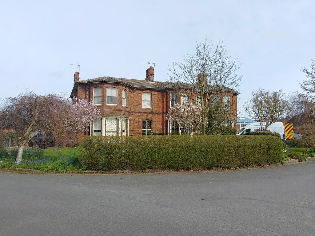 Westfield and Homefield, Beccles © Oscar Taylor :: Geograph Britain and ...