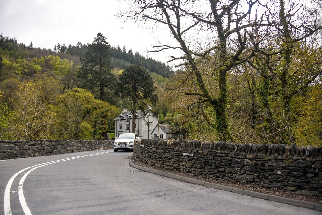 Betws-y-Coed : A470 © Lewis Clarke :: Geograph Britain and Ireland