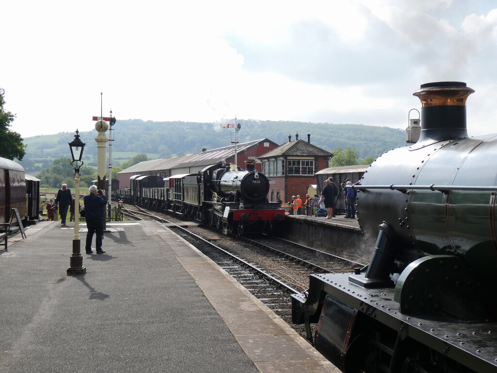 Crossing trains at Winchcombe station © Gareth James :: Geograph ...