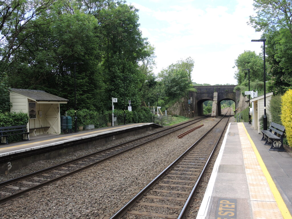 Not so obvious from the halt © Neil Owen :: Geograph Britain and Ireland