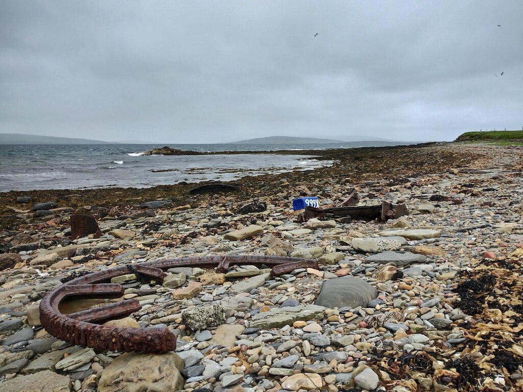 Coastline at West Banks, Shapinsay,... © Claire Pegrum :: Geograph ...