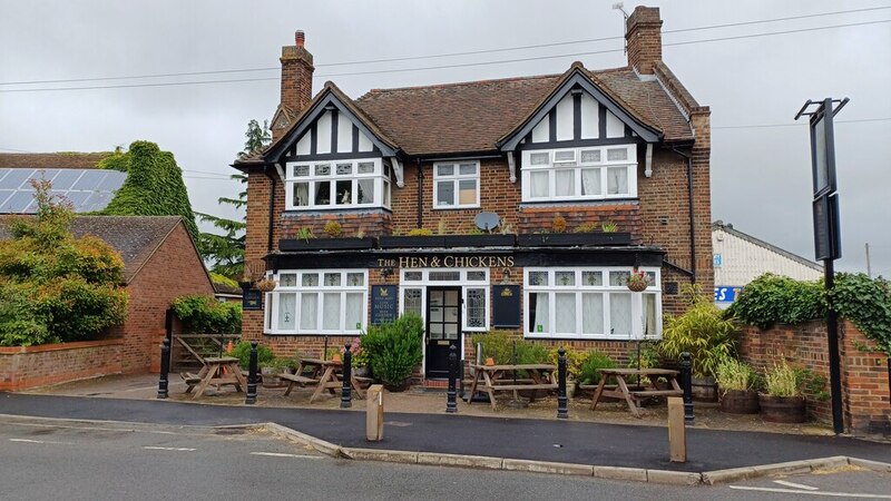 The Hen and Chickens on South Road © David Martin :: Geograph Britain ...