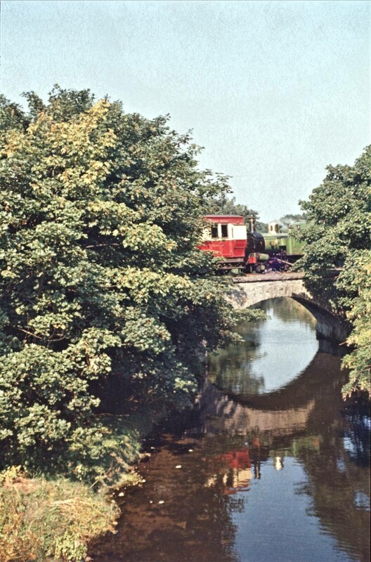 Train crossing the Silverburn,... © Martin Tester :: Geograph Britain ...