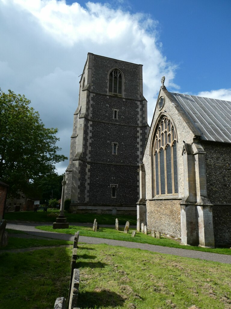 St Nicholas church, Dereham; the... © David Smith :: Geograph Britain ...