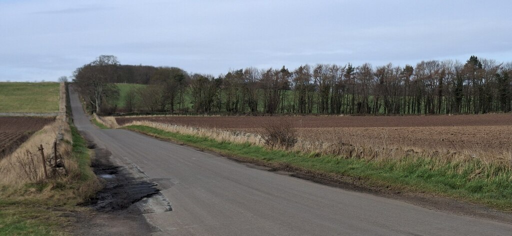 Road to Balgone © Mike Pennington :: Geograph Britain and Ireland