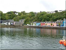 NM5055 : Tobermory by Andy Malbon