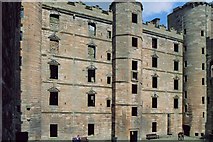 NT0077 : Linlithgow Palace by Nick Leverton