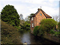 Cottage on River: Hungerford