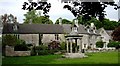 Almshouses and "Peace Memorial", Delly End, Hailey (Oxfordshire)