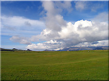 Q3305 : Golf Course near Ballyferriter by Pam Brophy