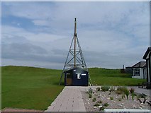 NO4800 : Elie Golf Course Starter Hut by Snaik