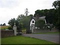 Lodge House at Gates  to Beechwood Park School