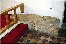 TF0889 : Middle Rasen Church - Early C14 Effigy by David Wright