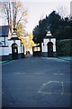 SU8080 : The entrance to Cayton Park by Andrew Smith