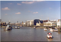 TQ3380 : River Thames by Ron Hann