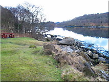 NR7587 : Picnic area on the shore of Caol Scotnish. by Johnny Durnan