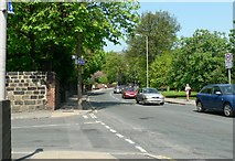 SE2735 : Cardigan Road, Headingley by Rich Tea