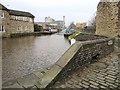 Huddersfield broad canal