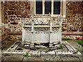 Tomb at Tingrith