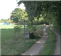 TQ1431 : Junction of footpath 1453 and 1453/1, Lower Broadbridge Farm by Andy Potter