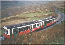SH5957 : A Diesel Electric Railcar by Eric Jones