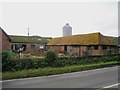 TQ0922 : Old farm buildings on Woodbarn Farm by Andy Potter