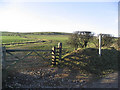 Public footpath to Threestoneburn House