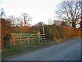 Public footpath here going Foulrice Farm