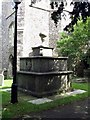 St Giles, South Mimms, Herts - Churchyard