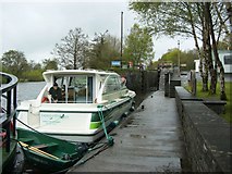 G9405 : Battlebridge Lock entering the Lough Allen Canal by Suse