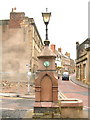 Drinking fountain and water trough