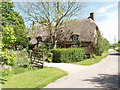 Another thatched cottage in Sutton Lane