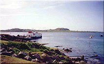 NM2923 : Ferry to Iona by Simon Johnston