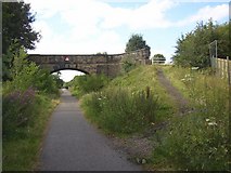 SE1826 : Snelsins Bridge, Cleckheaton by Humphrey Bolton