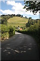 Lane past Melin-y-gloch