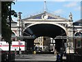 City of London: Grand Avenue ? through Smithfield market