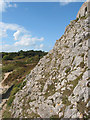 SR9995 : Limestone cliff at Barafundle Bay by Pauline E