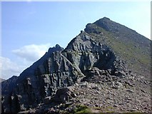 NH0683 : The north east ridge of Sgurr Fiona by Nigel Brown